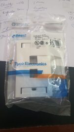 CommScope 2-Port Shuttered Face Plate – 235001-2 - Image 3